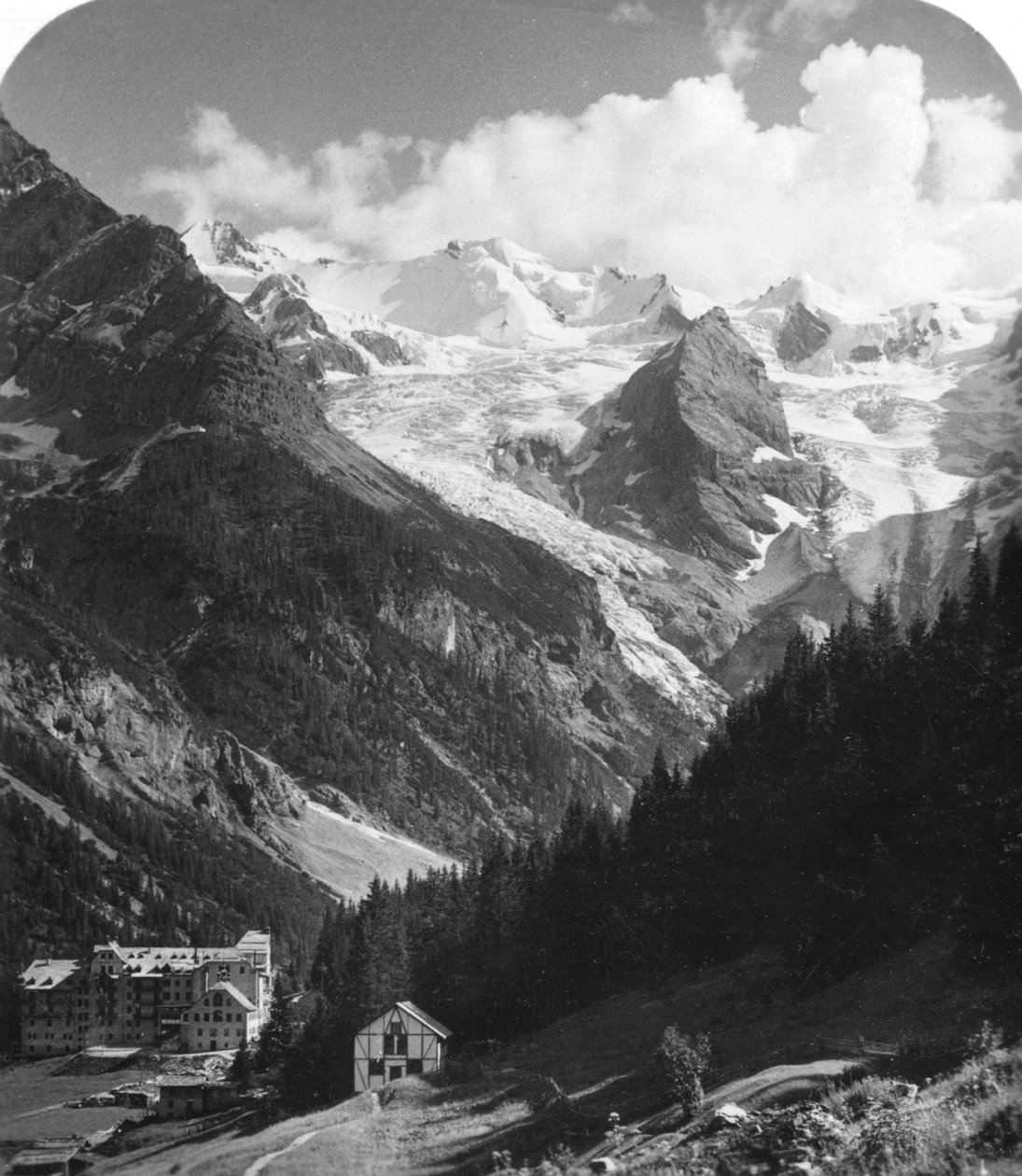 Ein Hotel in Trafoi, Italien, um 1900 von Wurthle and Sons