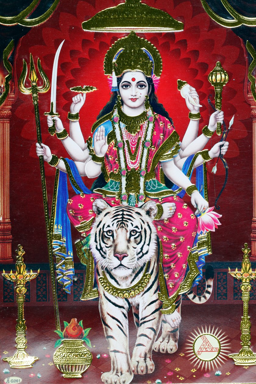 Bild der Hindu-Göttin Durga auf einem Tiger von . .
