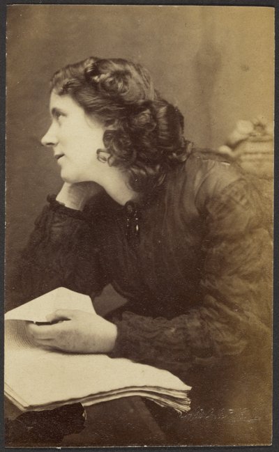Porträt einer Frau von Adolphe Beau