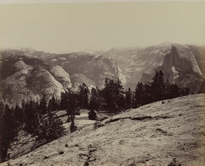 Die Kuppeln vom Sentinel Dome von Carleton Emmons Watkins