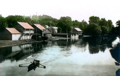 Fluss und Bootshaus, Burton-upon-Trent, 1926 von Cavenders Ltd