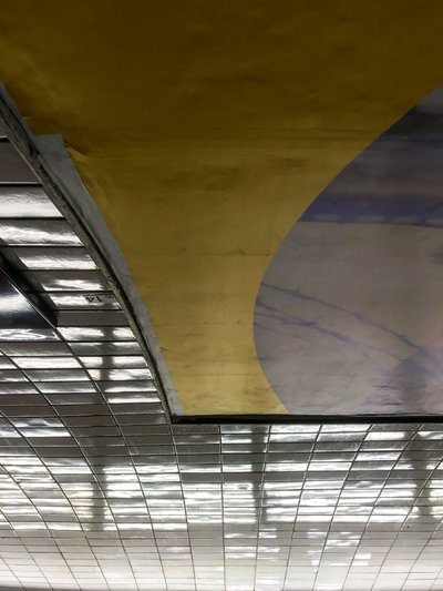 Komposition - U-Bahn von Cécile Jamet