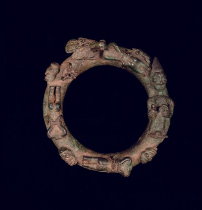 Ring, der ein rituelles Opfer darstellt von Yoruba Culture