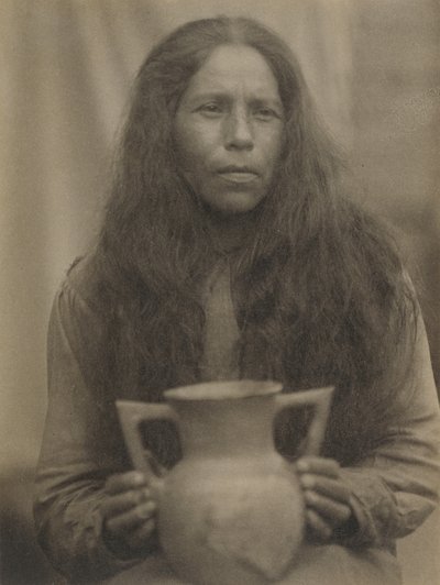 Cherokee-Frau, um 1929 von Doris Ulmann
