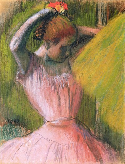Tänzerin richtet ihr Haar, ca. 1900-12 von Edgar Degas