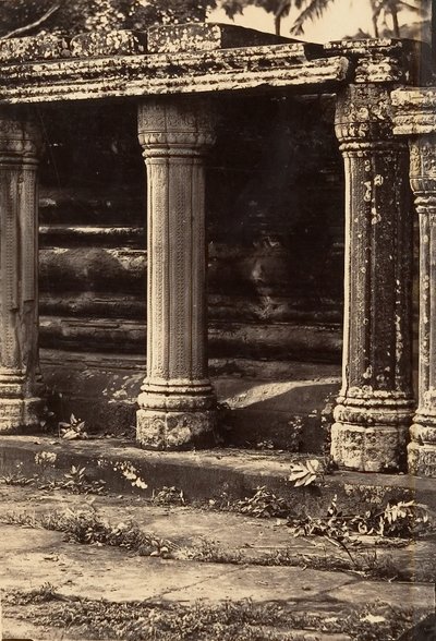 Große Pagode - Kolonnade der Esplanade, 1866 von Emile Gsell