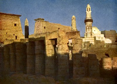 Tempel von Luxor bei Abenddämmerung, Ägypten von English Photographer