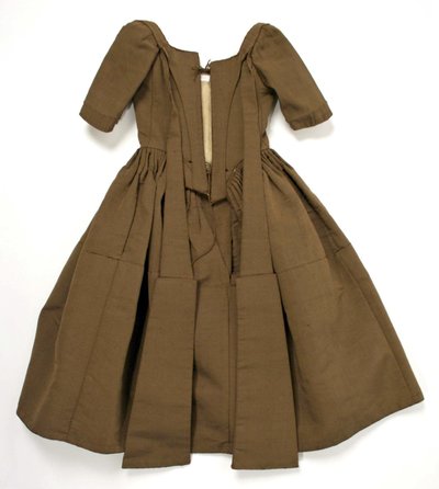 Kleid, ca. 1740 (Wolle & Seide) von English School