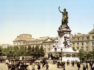 Paris von English School