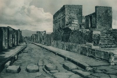 Straße zwischen Ruinen, Pompeji, Italien, 1927 von Eugen Poppel