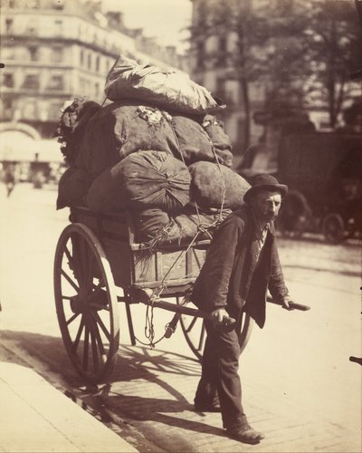 Chiffonier (Lumpensammler) von Eugène Atget