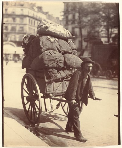 Chiffonier von Eugène Atget