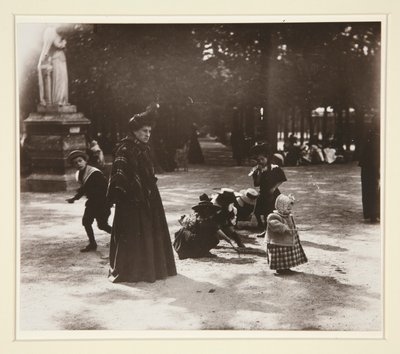 Kinder - Jardin Luxembourg von Eugène Atget