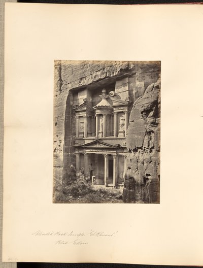 Prächtiger Felsentempel, "El Khusne", Petra, Edom von Francis Frith