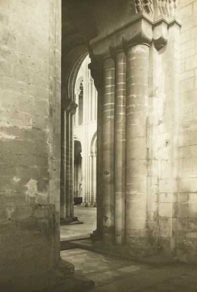 Ely Cathedral: Südwestliches Querschiff zum Kirchenschiff von Frederick H. Evans