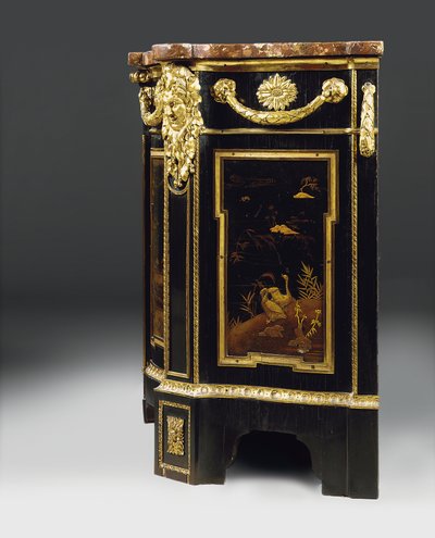 Eine späte Louis XV Kommode, ca. 1763-70 von French School