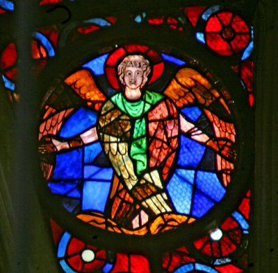Fenster w141 mit Darstellung der Engelshierarchie: Seraphim von French School
