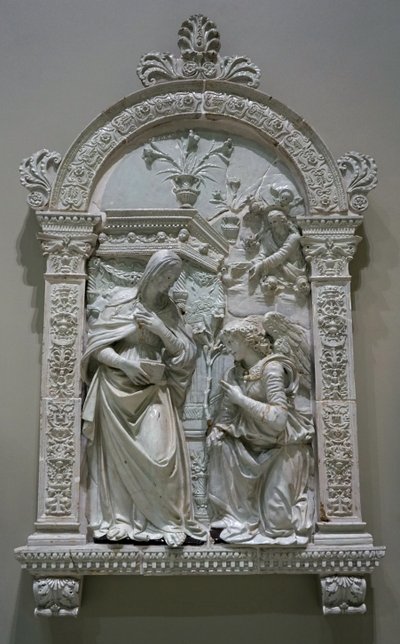 Die Verkündigung von Giovanni della Robbia