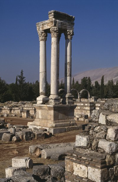 Tetrapylon, Umayyadenzeit (661-750) von Islamic School