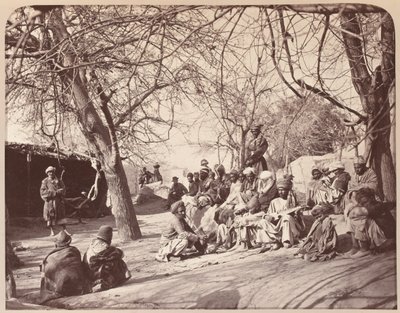 Eine Straßenszene in der Stadt Jalalabad, 1878 von John Burke