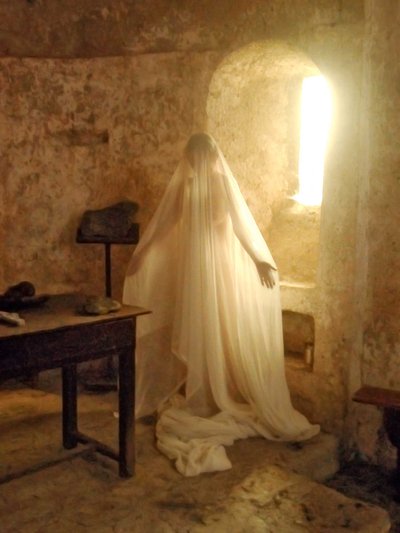 In der Kapelle 2 von Joseph Angilella Auquier