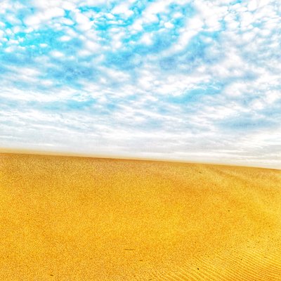 Surrealer Wüstenstrand III von Katha Wood