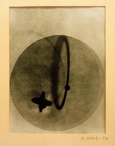 Photogram (Positiv) von Laszlo Moholy Nagy