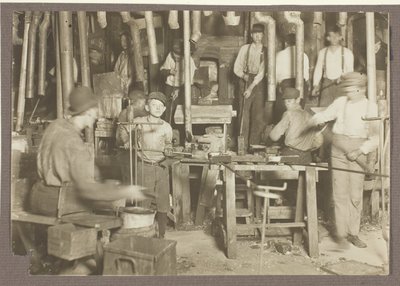 Ohne Titel von Lewis Wickes Hine