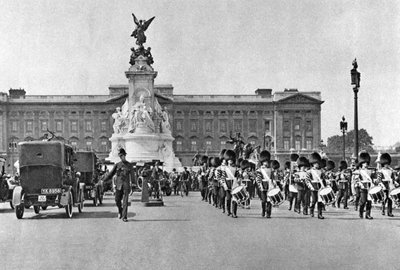 Wachablösung, Buckingham Palace, London, 1926-1927 von McLeish