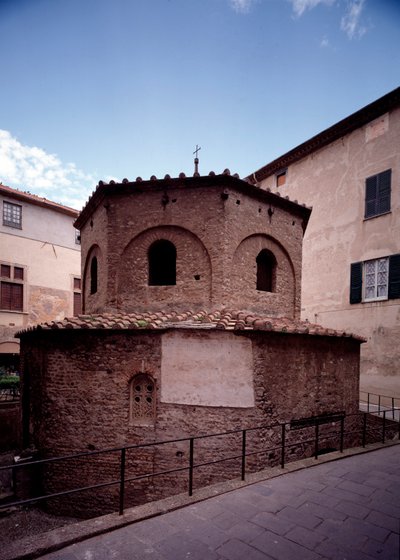 Frühchristliche Architektur: Baptisterium von Paleo Christian