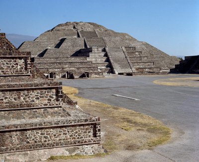 Pyramide des Mondes von Pre Columbian Pre Columbian