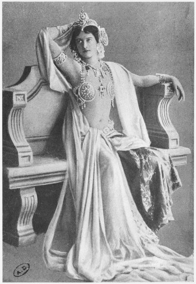 Mata Hari, 1910 von Reutlinger Studio