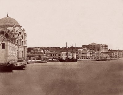Dolmabahçe-Palast und Moschee von Robertson and Beato