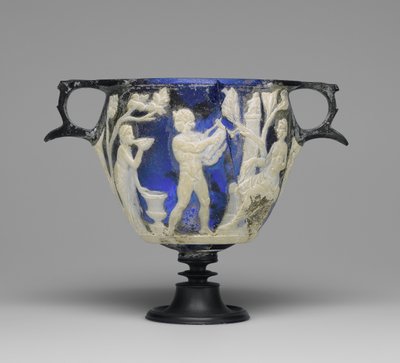 Kameoglas-Skyphos, ca. 1 n. Chr. von Roman Imperial Period
