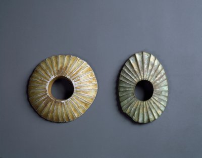 Feuersteinarmillas, Jomon-Periode 10000-300 v. Chr. von Japanese School