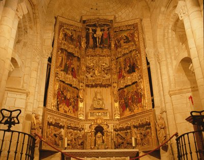Der Altar in der Stiftskirche von Spanish School