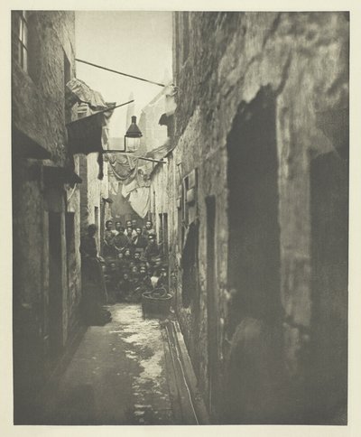 Close No. 118 High Street von Thomas Annan