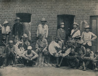 Eine Gruppe von Afrikanern und Zulus, um 1900 von Unbekannt