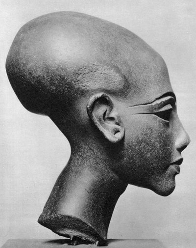 Eine Tochter von König Ikhnaton, 1936 von Unbekannt
