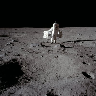 Buzz Aldrin an der Tranquility Base von Unbekannt