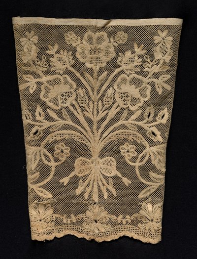 Manschette mit Blumenranken, 19. Jahrhundert von Unbekannt