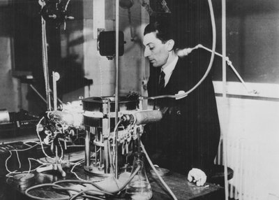 Frédéric Joliot, französischer Physiker, um 1930 von Unbekannt