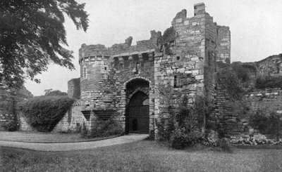 Tor zu Beaumaris Castle, Anglesey, Wales, 1924-1926 von Unbekannt