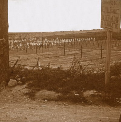 Militärfriedhof, Neuville-Saint-Vaast, Nordfrankreich, ca. 1914-1918 von Unbekannt