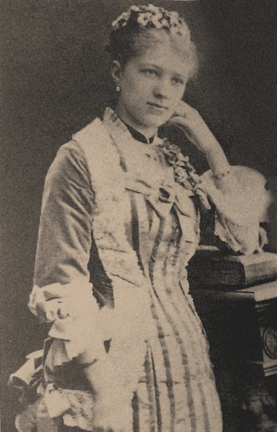Polina Karpakova - die erste Odette-Odile von Unbekannt