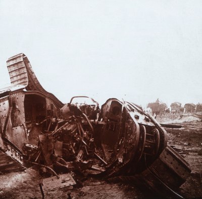 Aufgerissener Panzer, Champagne, Nordfrankreich, ca. 1914-ca. 1918 von Unbekannt
