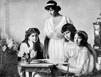 Russische königliche Damen, Tsarkoe Militärkrankenhaus, 1914 von Unbekannt