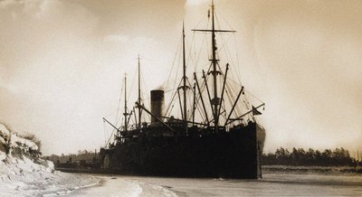 Russisches bewaffnetes Transportschiff Irtysh von Unbekannt