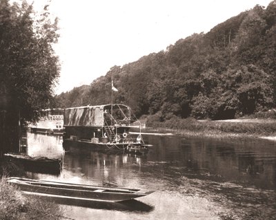 Die Themse unter Cliveden Wood, Berkshire von Unbekannt