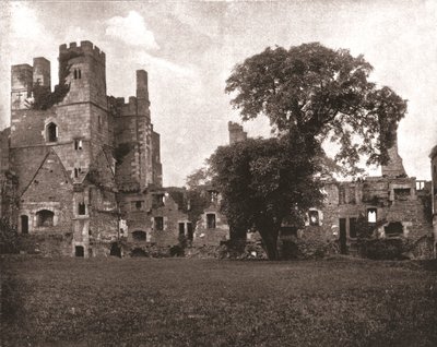 Wingfield Manor, nahe Alfreton, Derbyshire, 1894 von Unbekannt